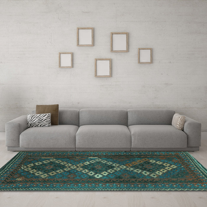 Machine Washable Persian Turquoise Traditional Area Rugs in a Living Room,, wshtr2722turq