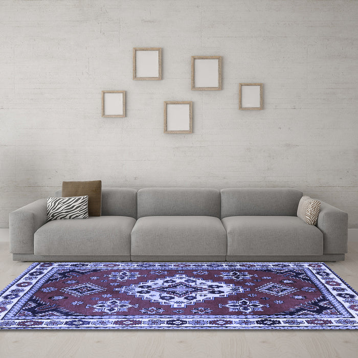 Machine Washable Geometric Blue Traditional Rug in a Living Room, wshtr2723blu