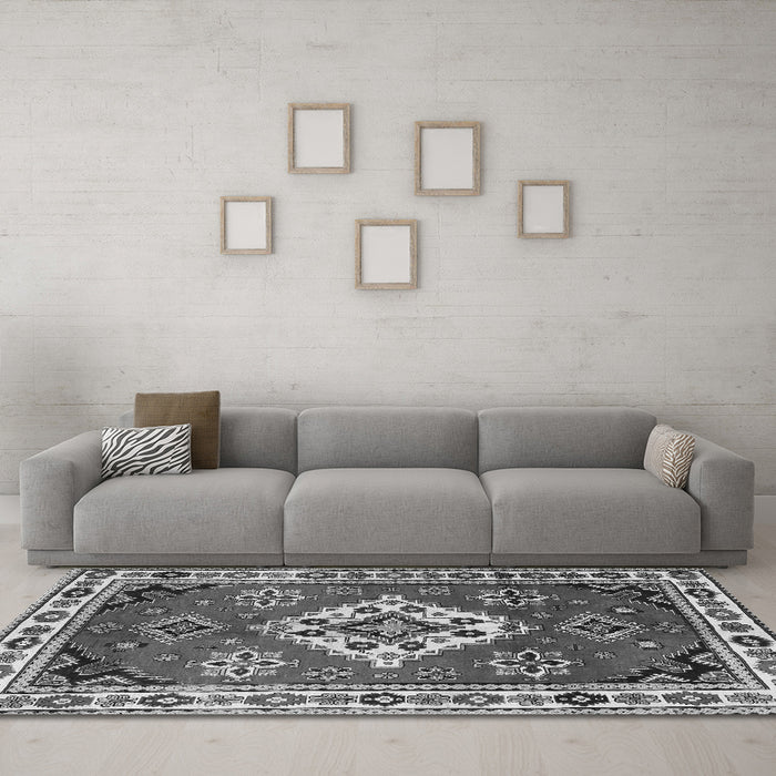 Machine Washable Geometric Gray Traditional Rug in a Living Room,, wshtr2723gry