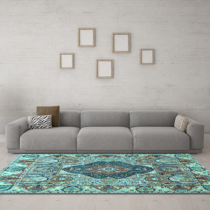 Machine Washable Animal Light Blue Traditional Rug in a Living Room, wshtr272lblu