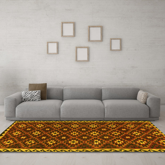 Machine Washable Persian Yellow Traditional Rug in a Living Room, wshtr2738yw