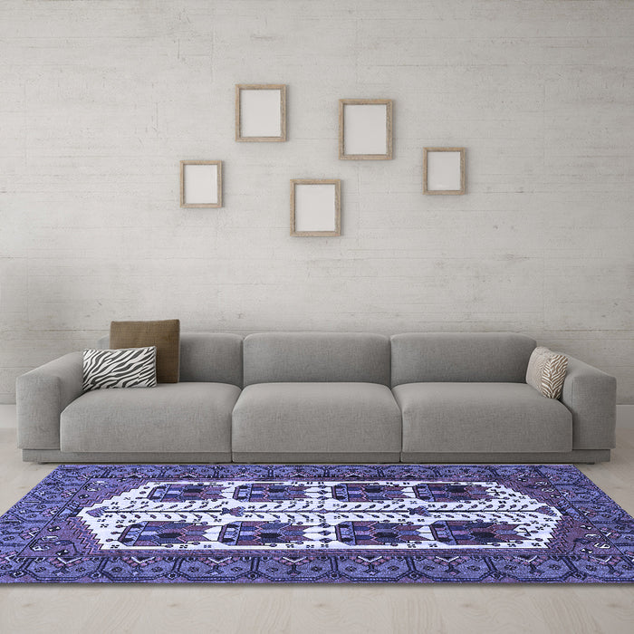 Machine Washable Persian Blue Traditional Rug in a Living Room, wshtr273blu