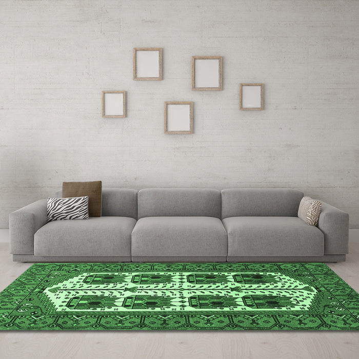 Machine Washable Persian Emerald Green Traditional Area Rugs in a Living Room,, wshtr273emgrn