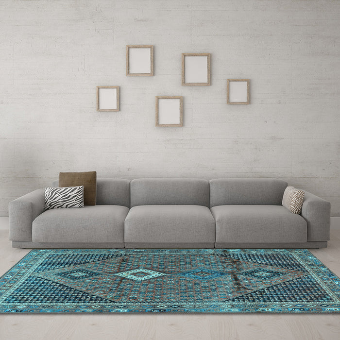 Machine Washable Persian Light Blue Traditional Rug in a Living Room, wshtr2740lblu