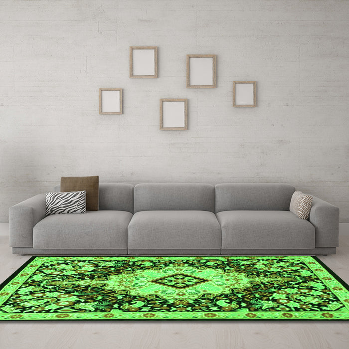 Machine Washable Medallion Green Traditional Area Rugs in a Living Room,, wshtr2745grn