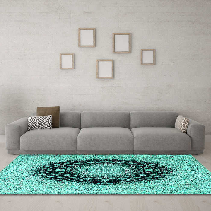 Machine Washable Medallion Turquoise Traditional Area Rugs in a Living Room,, wshtr2747turq