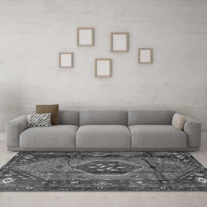 Machine Washable Persian Gray Traditional Rug in a Living Room,, wshtr2749gry