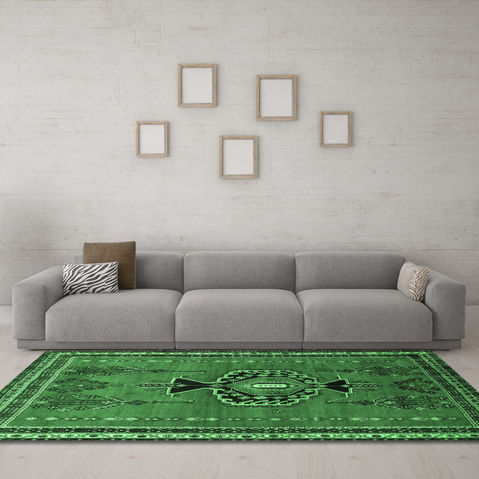 Machine Washable Persian Emerald Green Traditional Area Rugs in a Living Room,, wshtr274emgrn