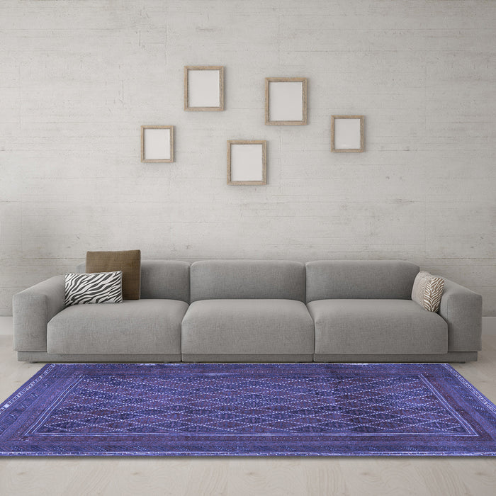 Machine Washable Persian Blue Traditional Rug in a Living Room, wshtr2750blu