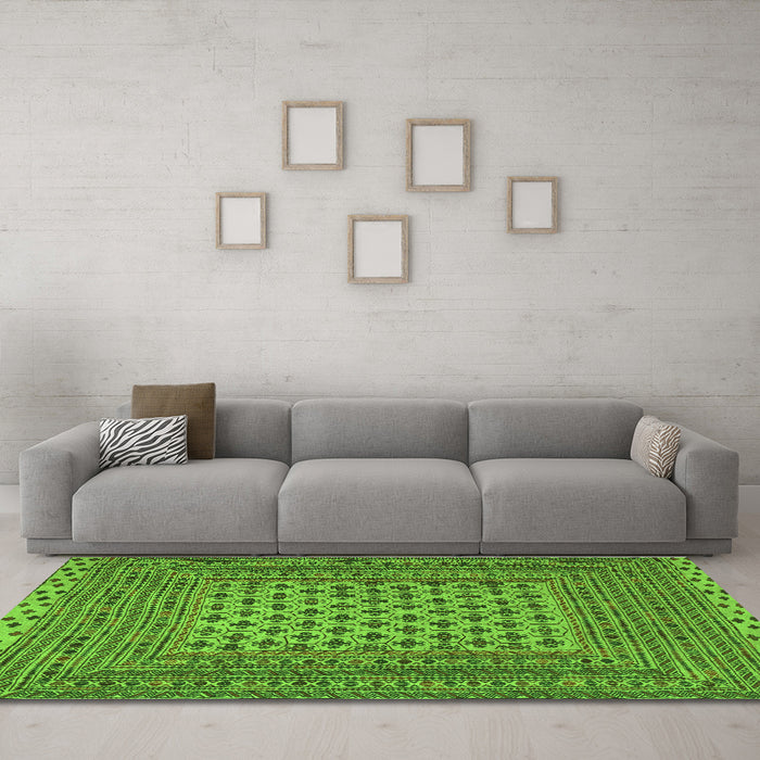 Machine Washable Southwestern Green Country Area Rugs in a Living Room,, wshtr2756grn