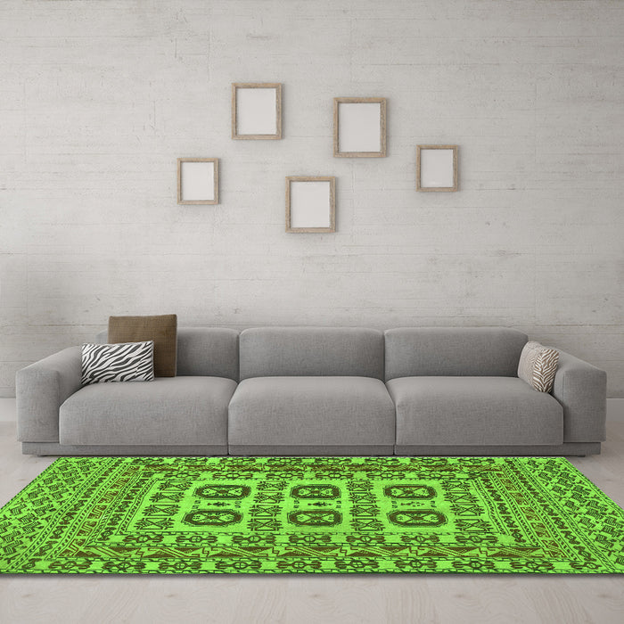 Machine Washable Southwestern Green Country Area Rugs in a Living Room,, wshtr2759grn
