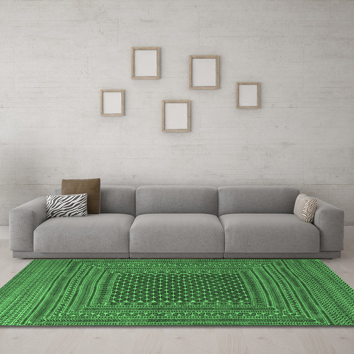 Machine Washable Southwestern Emerald Green Country Area Rugs in a Living Room,, wshtr2763emgrn