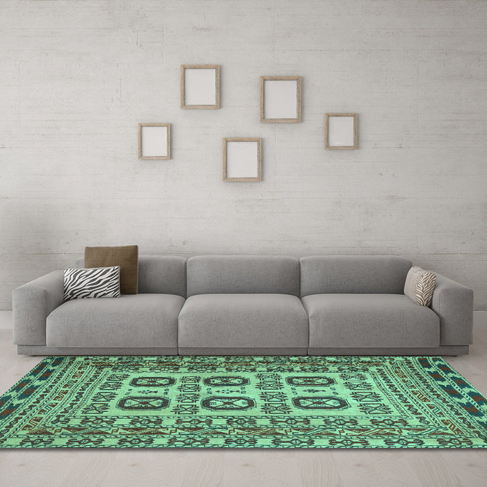 Machine Washable Persian Turquoise Traditional Area Rugs in a Living Room,, wshtr2764turq