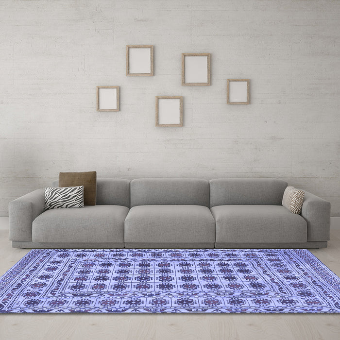 Machine Washable Persian Blue Traditional Rug in a Living Room, wshtr2766blu