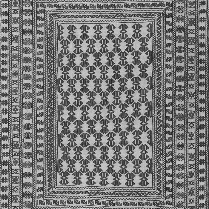 Serging Thickness of Machine Washable Southwestern Gray Country Rug, wshtr2769gry