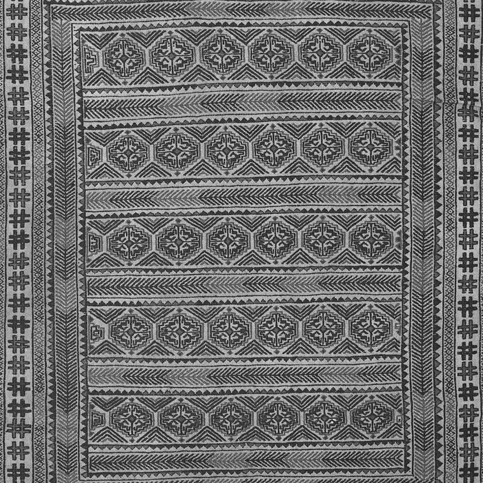 Serging Thickness of Machine Washable Southwestern Gray Country Rug, wshtr2770gry