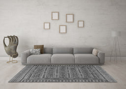 Machine Washable Southwestern Gray Country Rug in a Living Room,, wshtr2770gry