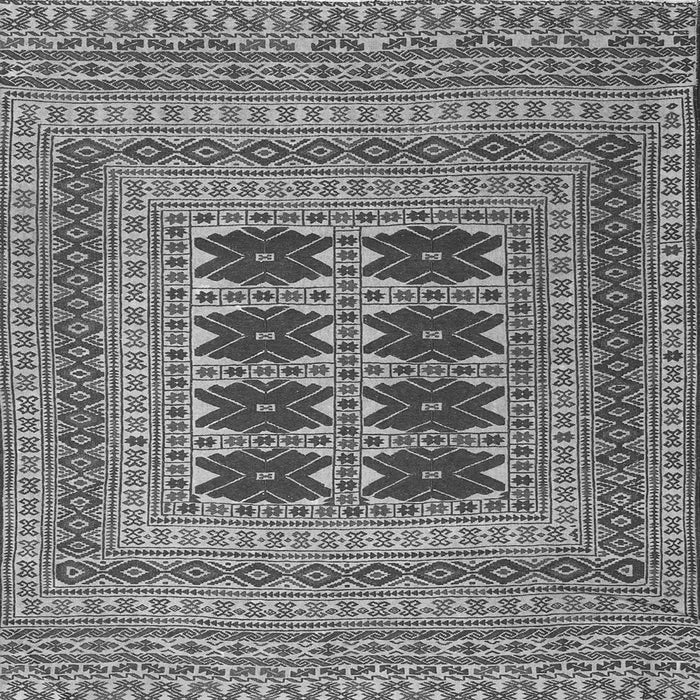 Serging Thickness of Southwestern Gray Country Rug, tr2772gry