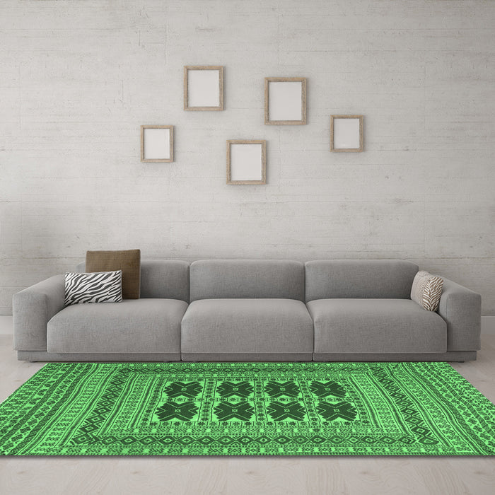 Machine Washable Southwestern Emerald Green Country Area Rugs in a Living Room,, wshtr2772emgrn