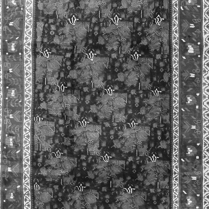 Serging Thickness of Machine Washable Persian Gray Traditional Rug, wshtr2775gry