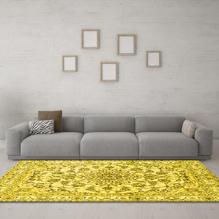 Machine Washable Persian Yellow Traditional Rug in a Living Room, wshtr2777yw