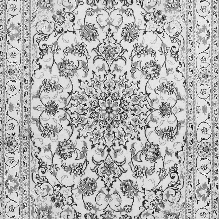 Serging Thickness of Machine Washable Persian Gray Traditional Rug, wshtr2777gry