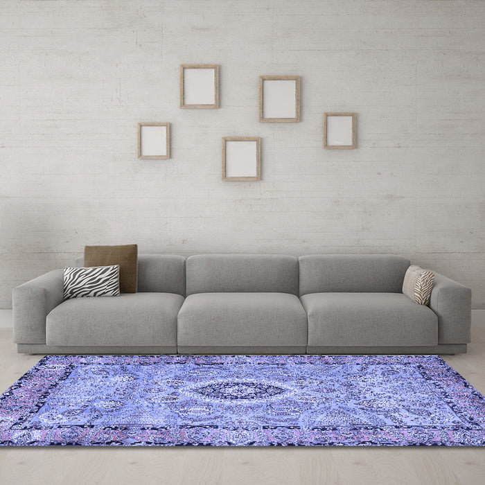 Machine Washable Persian Blue Traditional Rug in a Living Room, wshtr2778blu