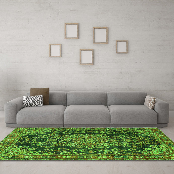 Machine Washable Medallion Green Traditional Area Rugs in a Living Room,, wshtr2785grn