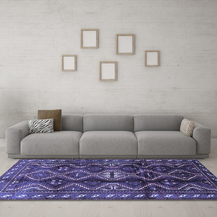 Machine Washable Persian Blue Traditional Rug in a Living Room, wshtr2788blu