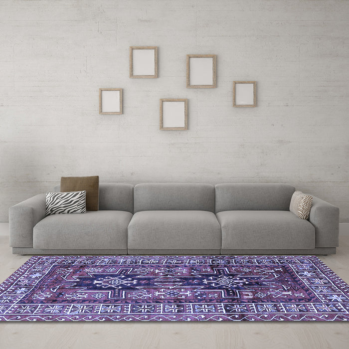 Machine Washable Persian Blue Traditional Rug in a Living Room, wshtr2789blu