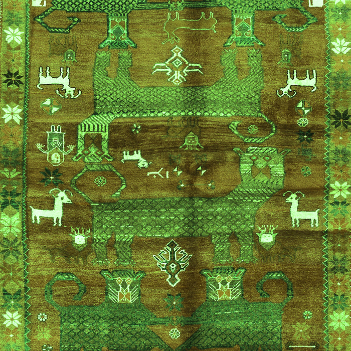 Serging Thickness of Machine Washable Animal Green Traditional Area Rugs, wshtr2794grn