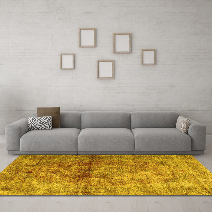 Machine Washable Persian Yellow Traditional Rug in a Living Room, wshtr2798yw