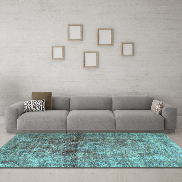 Machine Washable Persian Light Blue Traditional Rug in a Living Room, wshtr2798lblu