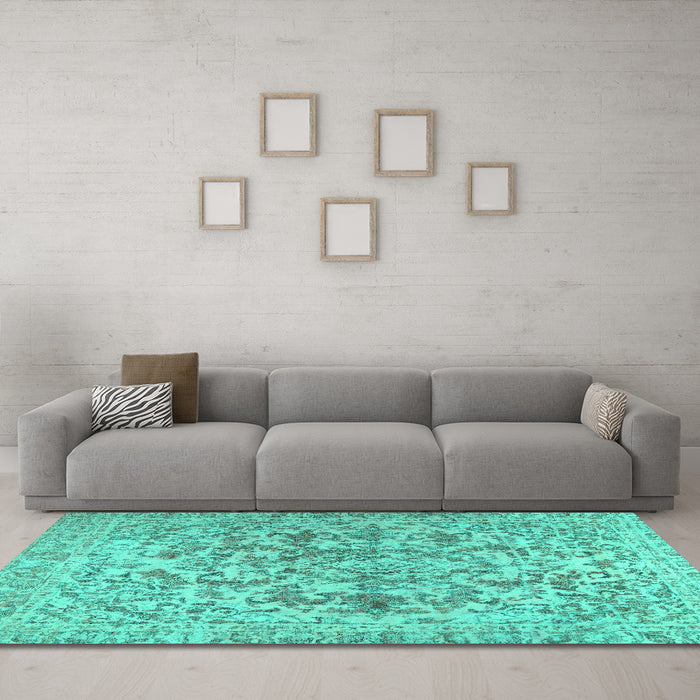 Machine Washable Persian Turquoise Traditional Area Rugs in a Living Room,, wshtr2799turq