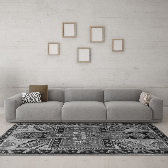 Machine Washable Persian Gray Traditional Rug in a Living Room,, wshtr279gry