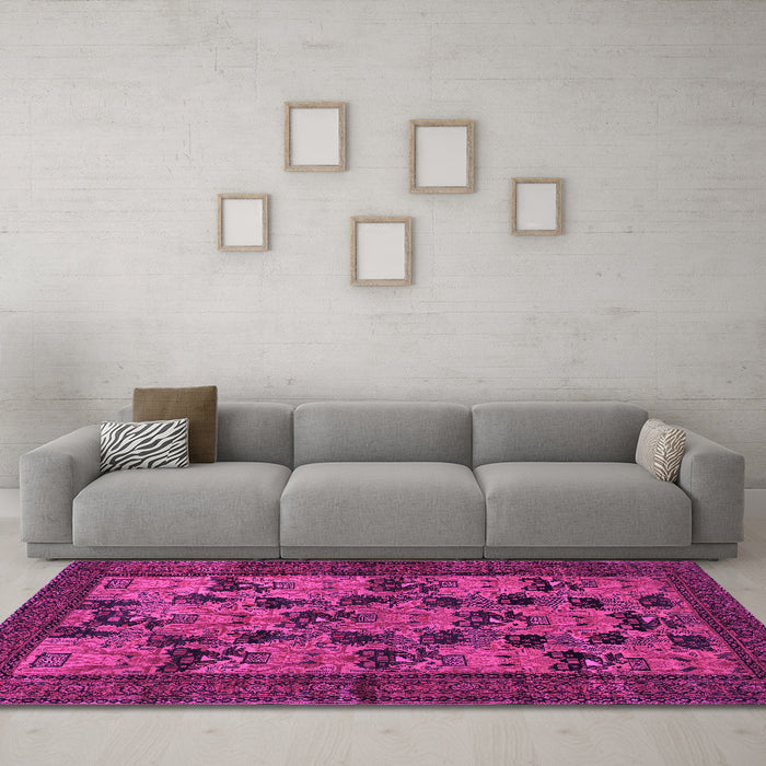 Machine Washable Animal Pink Traditional Rug in a Living Room, wshtr27pnk
