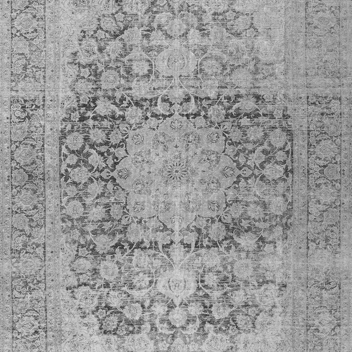 Serging Thickness of Machine Washable Persian Gray Traditional Rug, wshtr2800gry