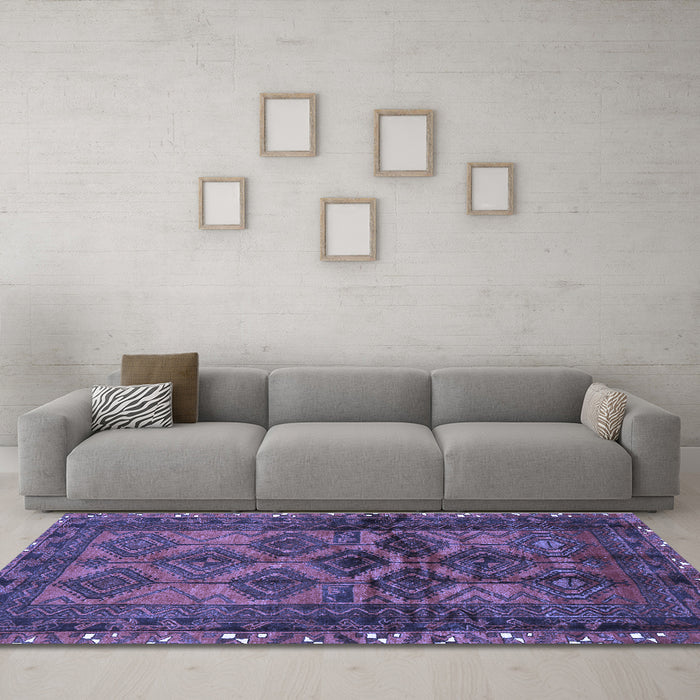 Machine Washable Persian Blue Traditional Rug in a Living Room, wshtr2802blu