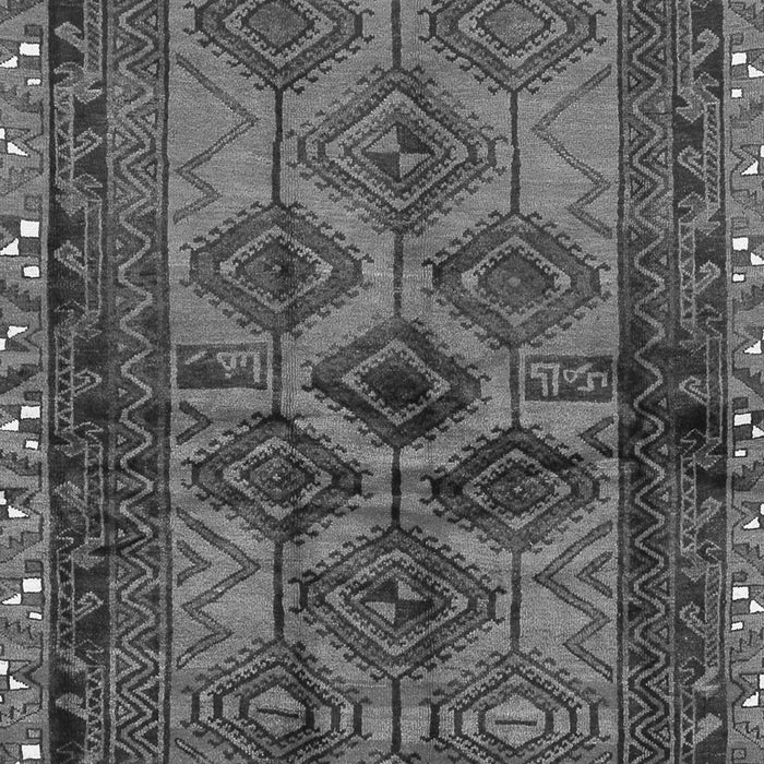 Serging Thickness of Machine Washable Persian Gray Traditional Rug, wshtr2802gry
