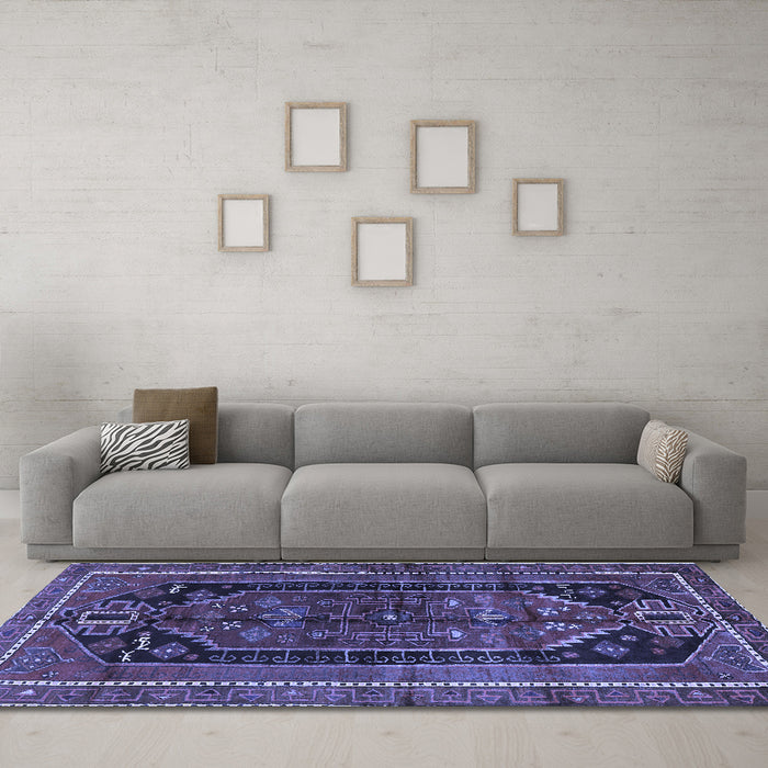 Machine Washable Persian Blue Traditional Rug in a Living Room, wshtr2805blu