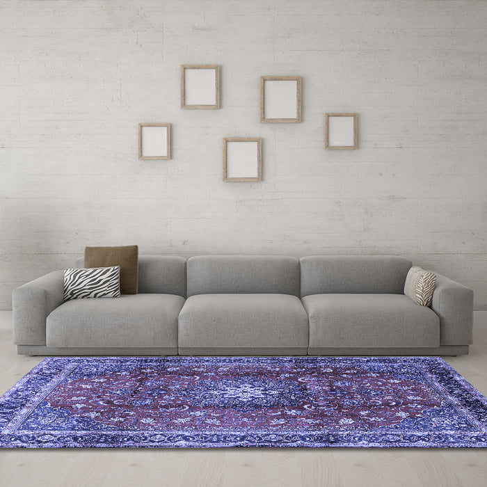 Machine Washable Persian Blue Traditional Rug in a Living Room, wshtr2808blu