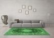 Machine Washable Medallion Emerald Green Traditional Area Rugs in a Living Room,, wshtr2815emgrn