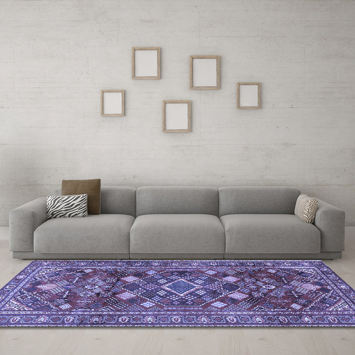 Machine Washable Persian Blue Traditional Rug in a Living Room, wshtr2816blu