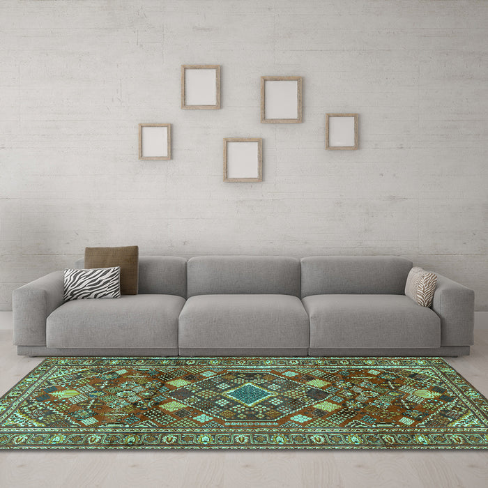 Machine Washable Persian Turquoise Traditional Area Rugs in a Living Room,, wshtr2816turq