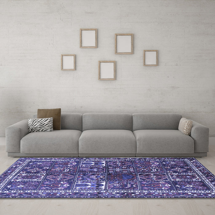 Machine Washable Persian Blue Traditional Rug in a Living Room, wshtr2817blu