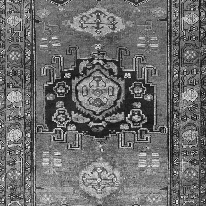 Serging Thickness of Machine Washable Persian Gray Traditional Rug, wshtr2821gry