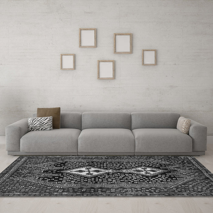 Machine Washable Persian Gray Traditional Rug in a Living Room,, wshtr2822gry