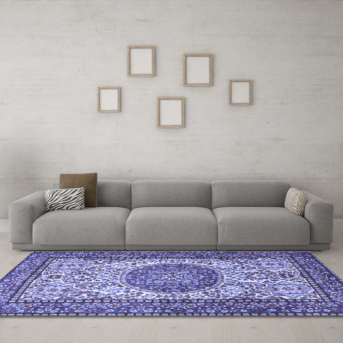 Machine Washable Persian Blue Traditional Rug in a Living Room, wshtr2824blu