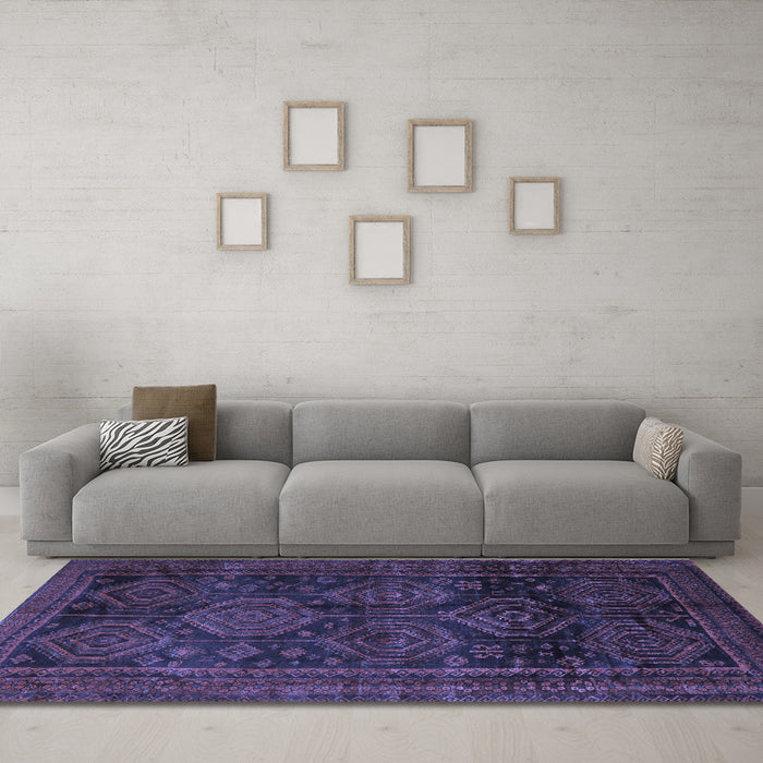 Machine Washable Persian Blue Traditional Rug in a Living Room, wshtr2826blu