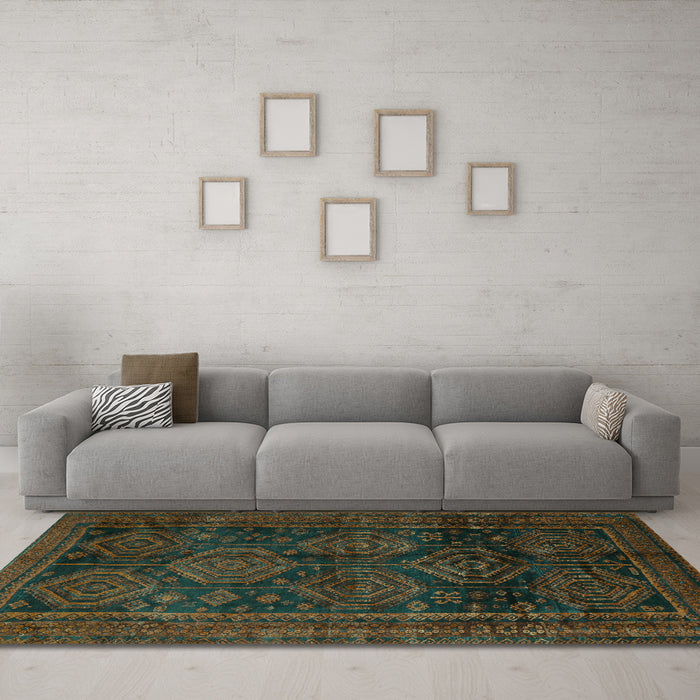 Machine Washable Persian Turquoise Traditional Area Rugs in a Living Room,, wshtr2826turq